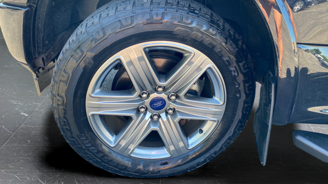 Used 2019 Ford F150 XLT w/ Equipment Group 302A Luxury AWD/4WD image 30