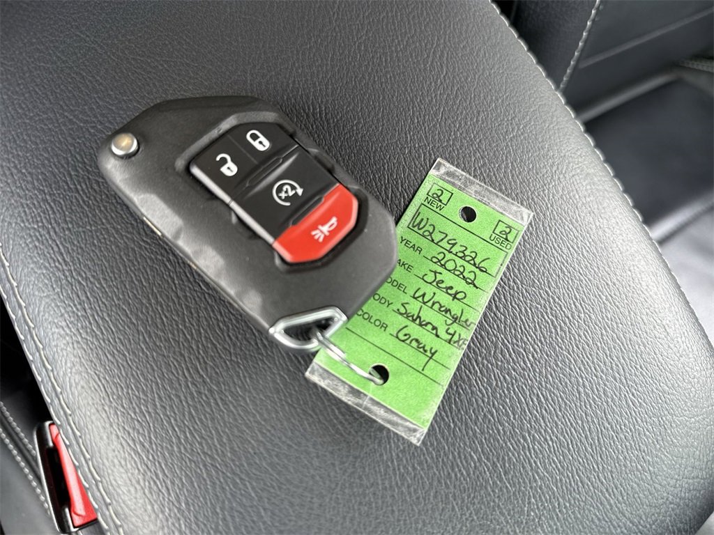 Used 2022 Jeep Wrangler Unlimited Sahara w/ Cold Weather Group image 32