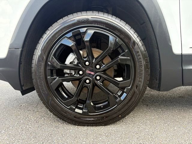 Used 2022 GMC Terrain SLE w/ Driver Convenience Package AWD/4WD image 14