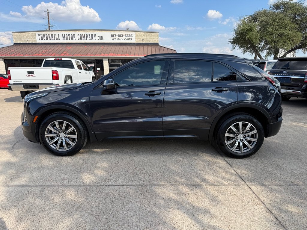 Used 2023 Cadillac XT4 Sport w/ Cold Weather Package FWD image 4