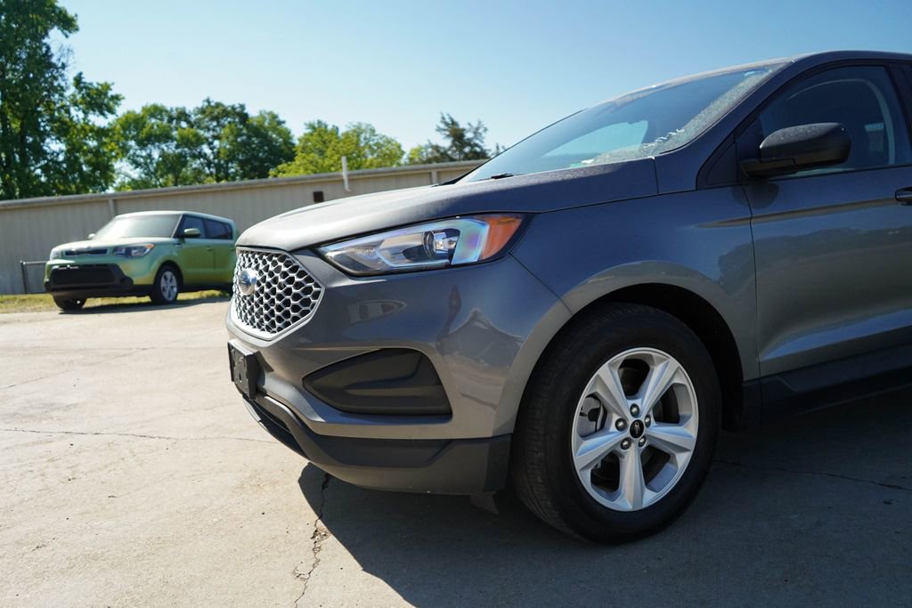 Used 2024 Ford Edge SE AWD/4WD image 16