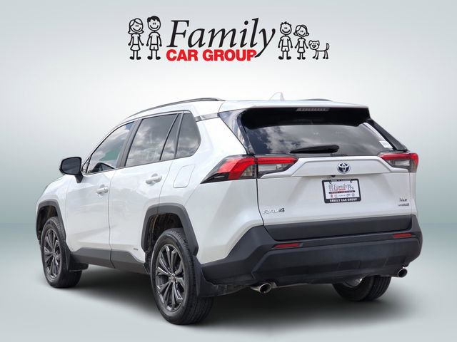 Used 2024 Toyota RAV4 XLE Premium AWD/4WD image 3