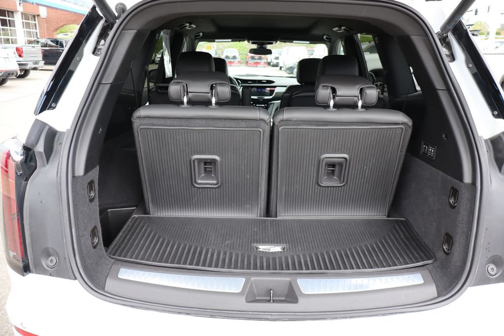 Certified 2024 Cadillac XT6 Sport w/ LPO, Floor Liner Package AWD/4WD image 38