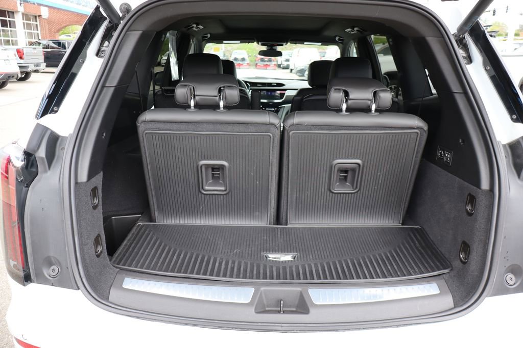 Used 2024 Cadillac XT6 Sport w/ LPO, Floor Liner Package AWD/4WD image 38