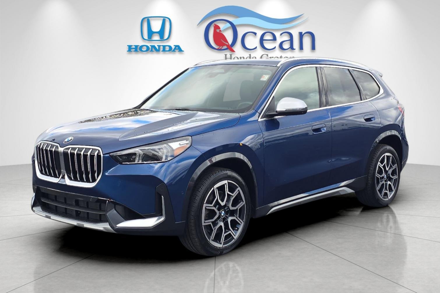 Used 2024 BMW X1 xDrive28i w/ Premium Package image 7