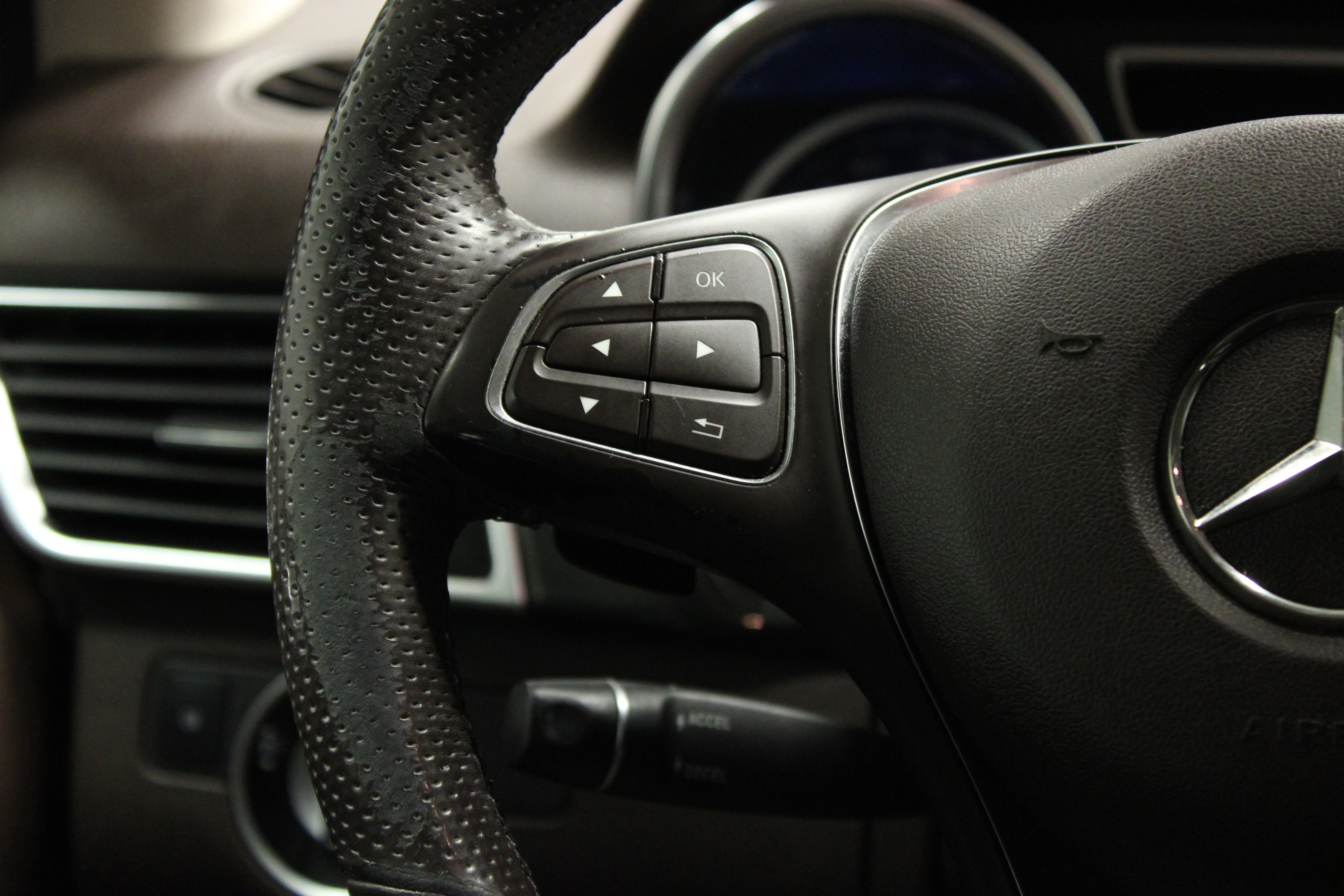 Used 2017 Mercedes-Benz GLE 350 image 21