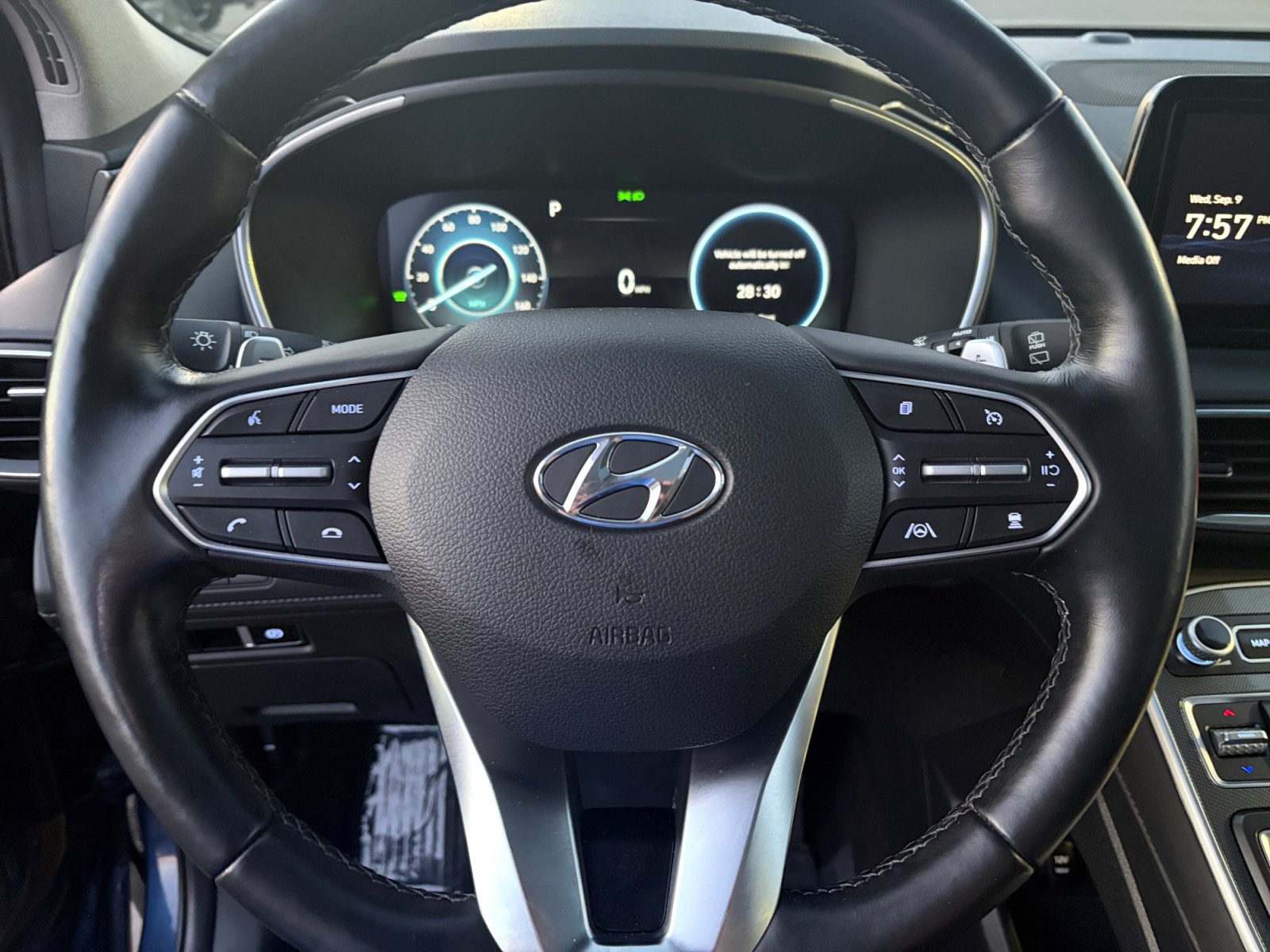 Used 2023 Hyundai Santa Fe Limited AWD/4WD image 12