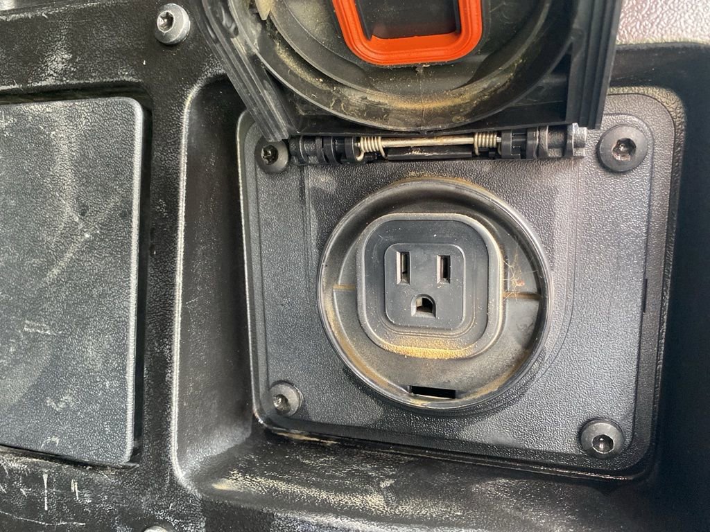 Used 2019 Toyota Tacoma TRD Off-Road image 17