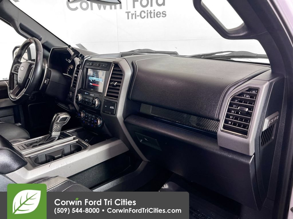 Used 2018 Ford F150 Raptor w/ Equipment Group 802A Luxury AWD/4WD image 31