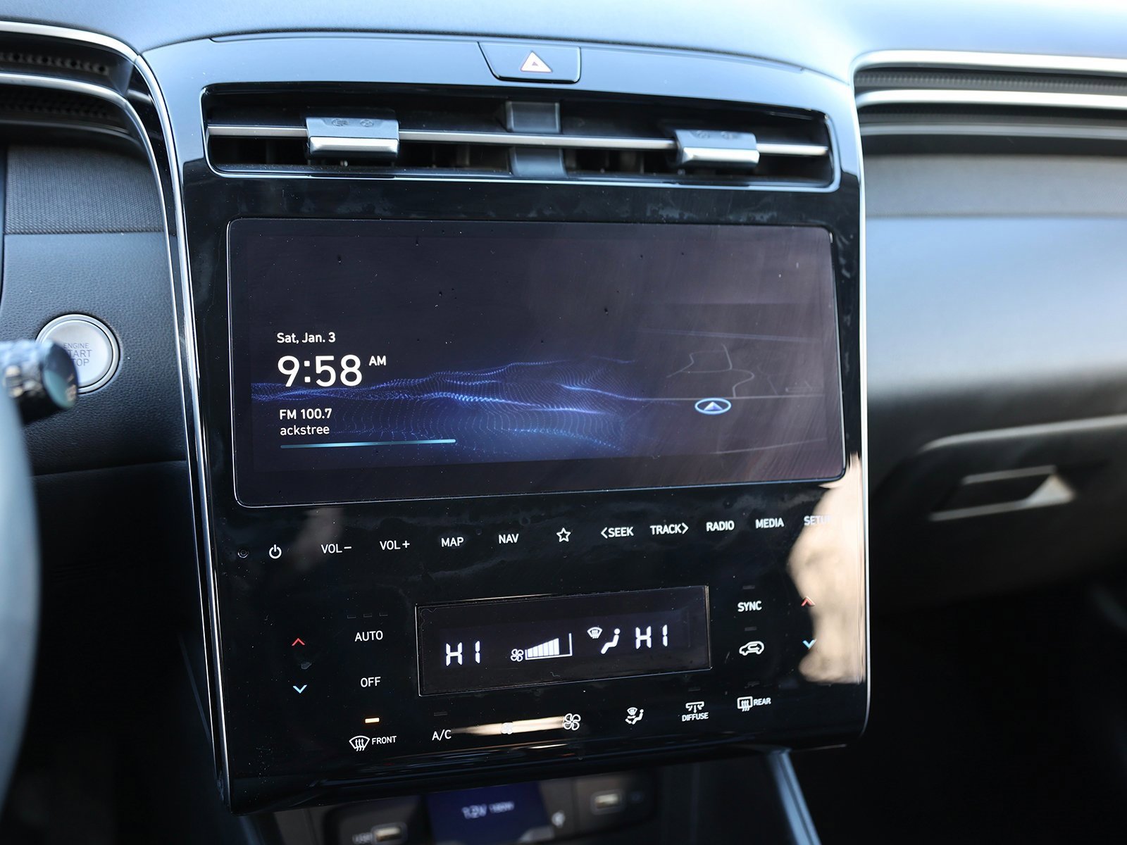 Certified 2022 Hyundai Tucson Limited w/ Cargo Package image 24