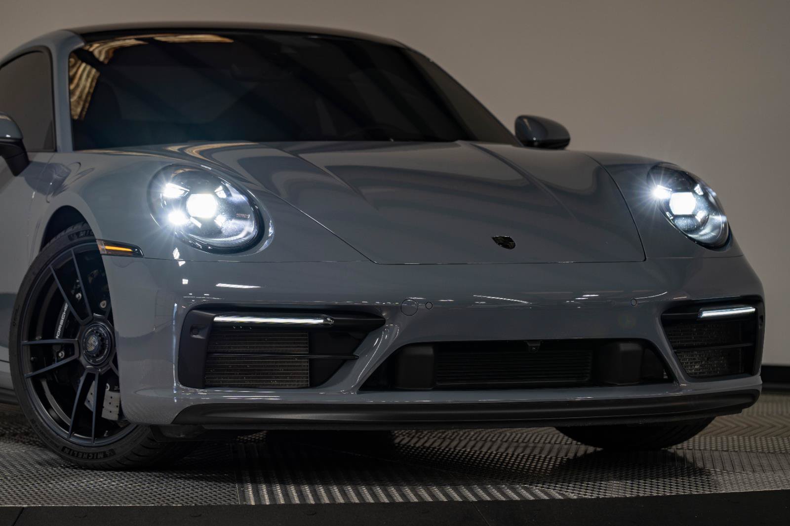 Used 2023 Porsche 911 Carrera GTS RWD image 31