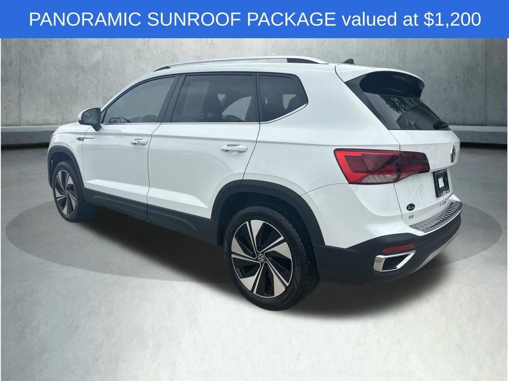 Used 2023 Volkswagen Taos SE w/ Panoramic Sunroof Package AWD/4WD image 4