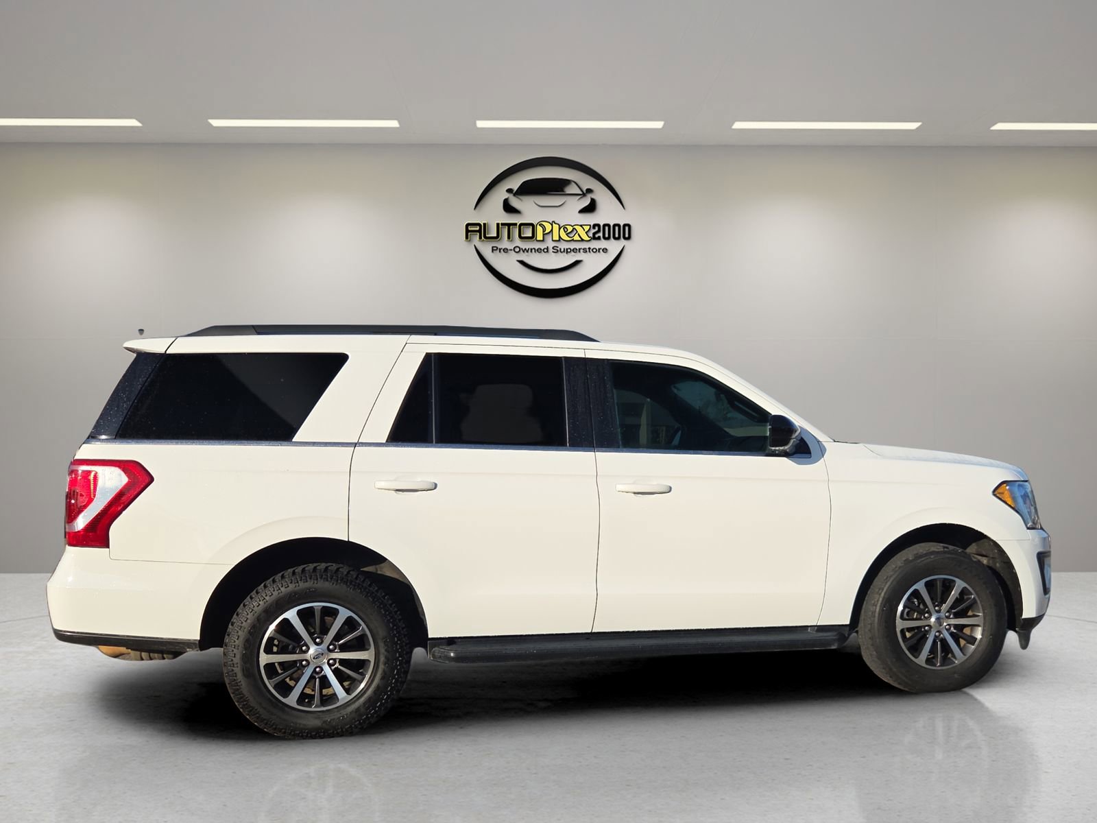 Used 2020 Ford Expedition XL RWD image 8