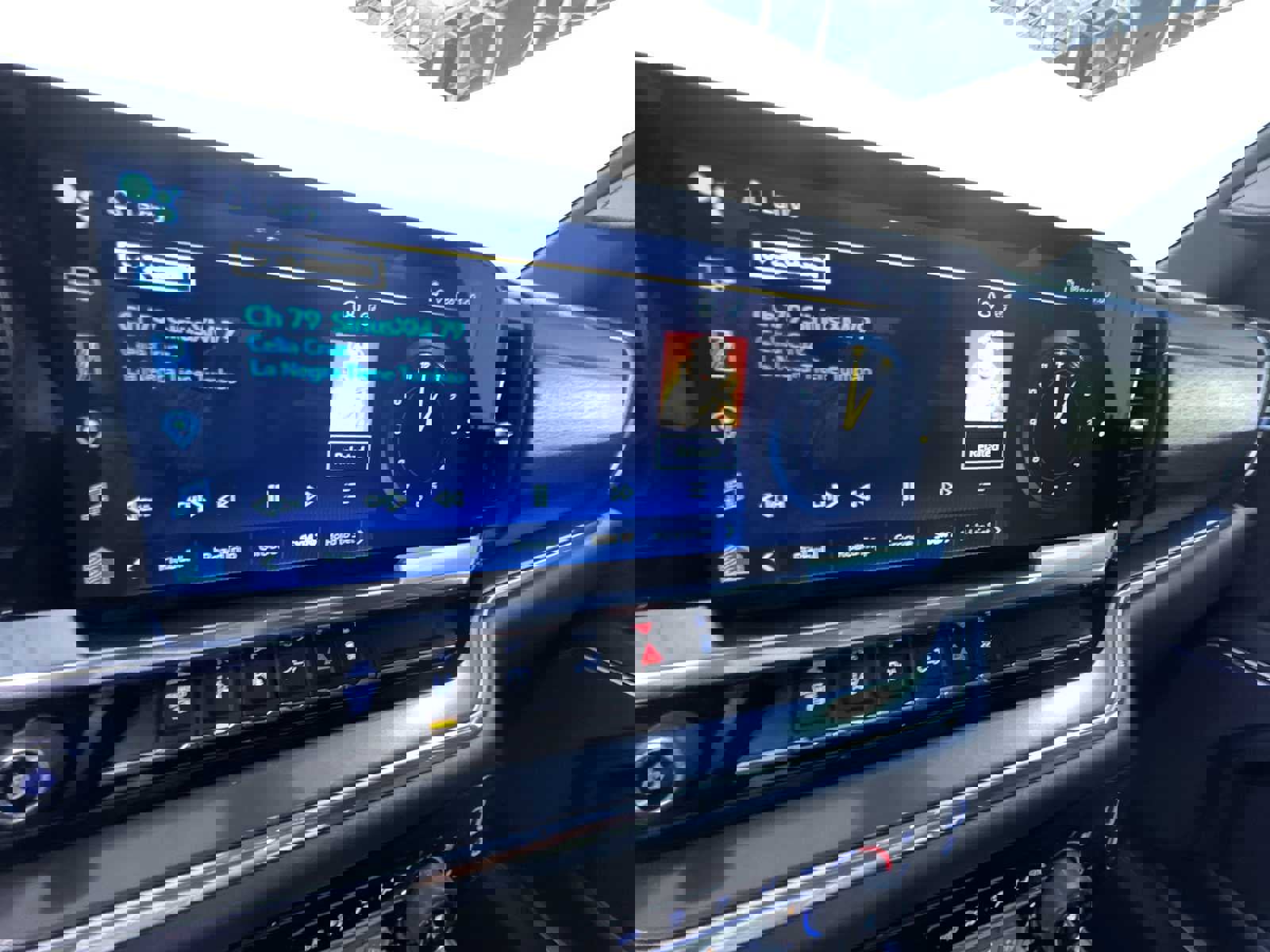 Used 2024 Chevrolet Silverado 2500 High Country w/ High Country Premium Package image 20