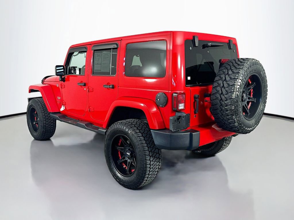 Used 2016 Jeep Wrangler Unlimited Sahara w/ Connectivity Group image 5