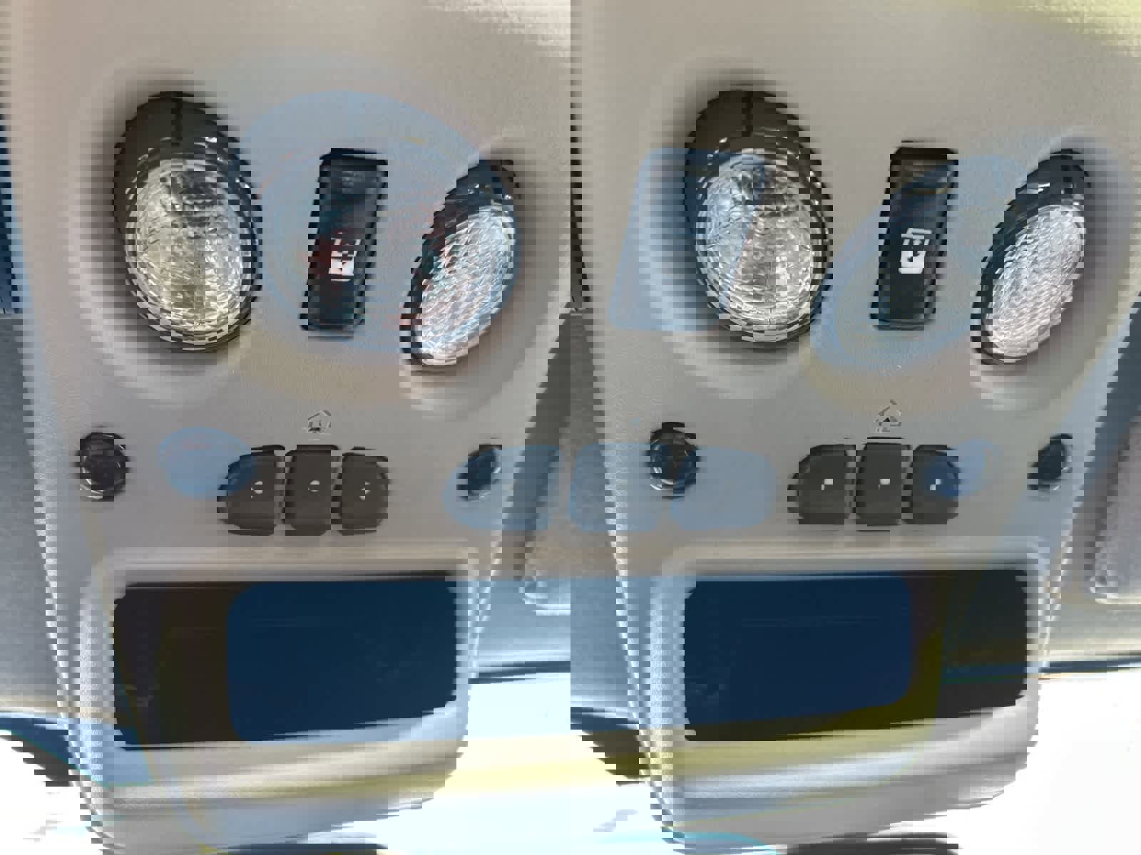 Used 2005 Chevrolet Avalanche Z71 w/ Sun And Sound Package image 54