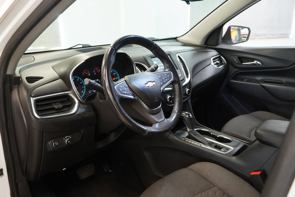 Used 2018 Chevrolet Equinox LT FWD image 6