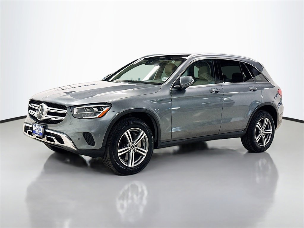 Used 2021 Mercedes-Benz GLC 300 4MATIC image 3