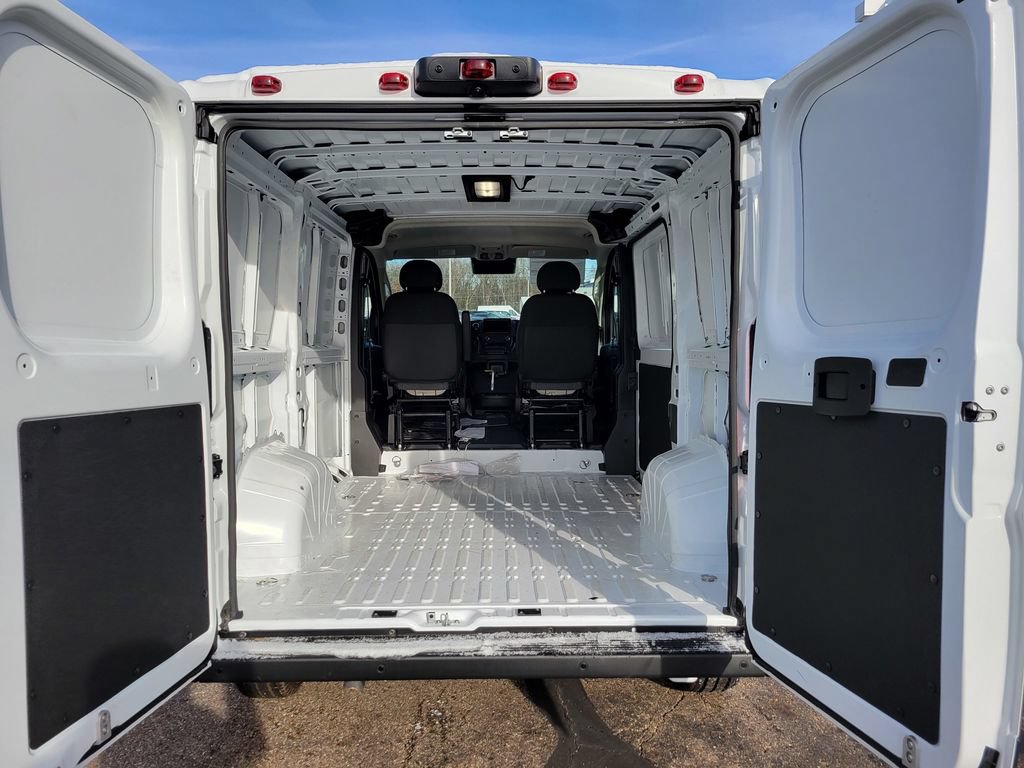 New 2025 RAM ProMaster 1500 w/ Convenience Group FWD image 7