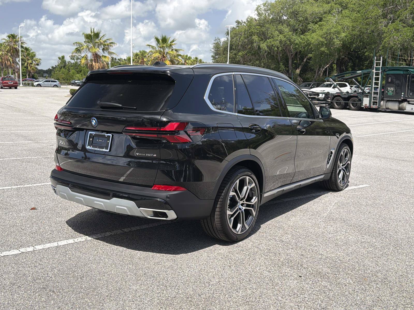 New 2026 BMW X5 xDrive50e AWD/4WD image 4