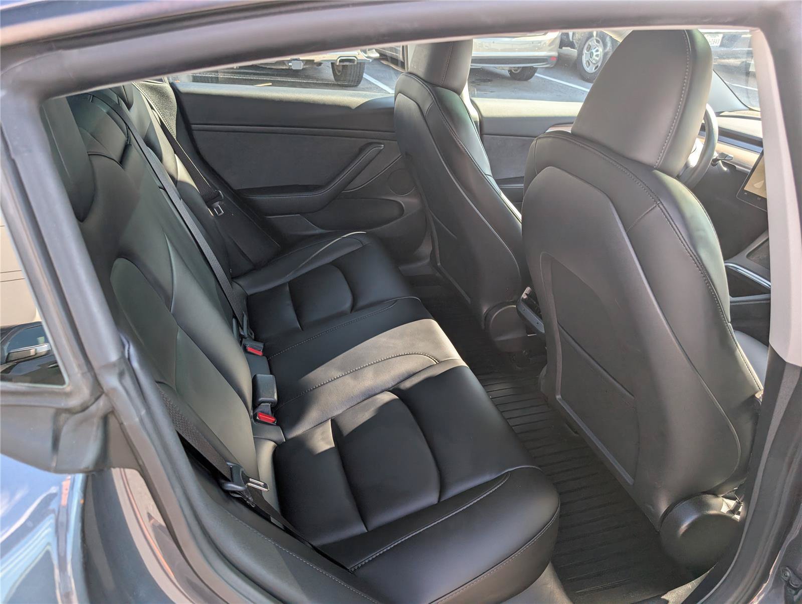 Used 2023 Tesla Model 3 Standard Range RWD image 11