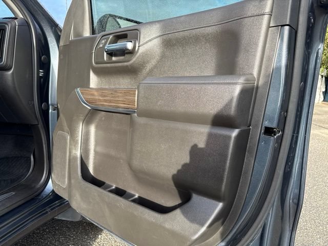 Used 2021 Chevrolet Silverado 1500 RST AWD/4WD image 12