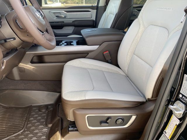 New 2026 RAM 1500 Laramie w/ Trailer Tow Group image 9