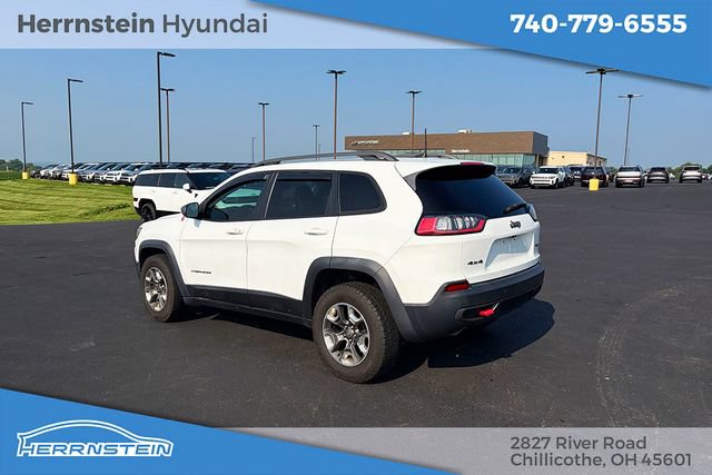 Used 2019 Jeep Cherokee Trailhawk AWD/4WD image 5
