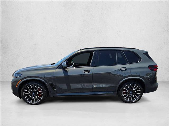 New 2026 BMW X5 xDrive50e w/ M Sport Package AWD/4WD image 5