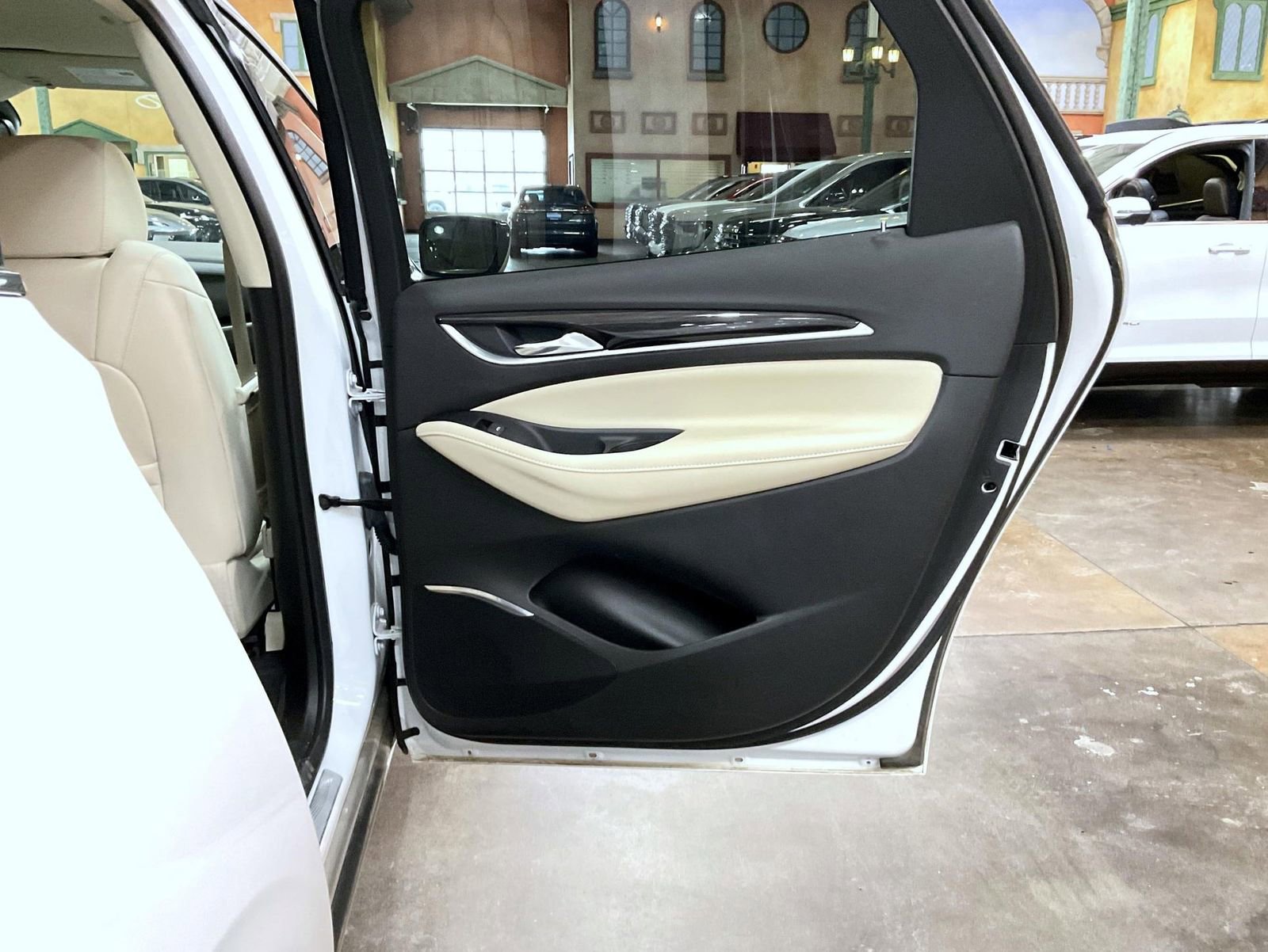 Used 2023 Buick Enclave Essence w/ Trailering Package, 5000 lbs. AWD/4WD image 17