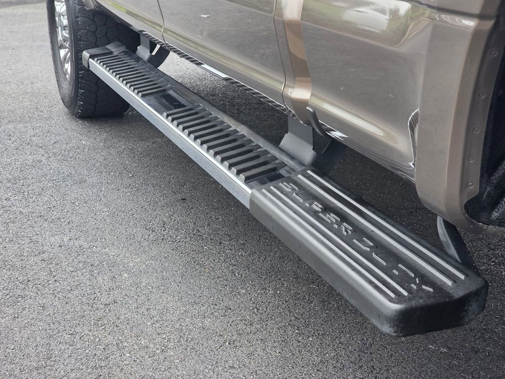 Used 2022 Ford F250 Lariat w/ Chrome Package image 10