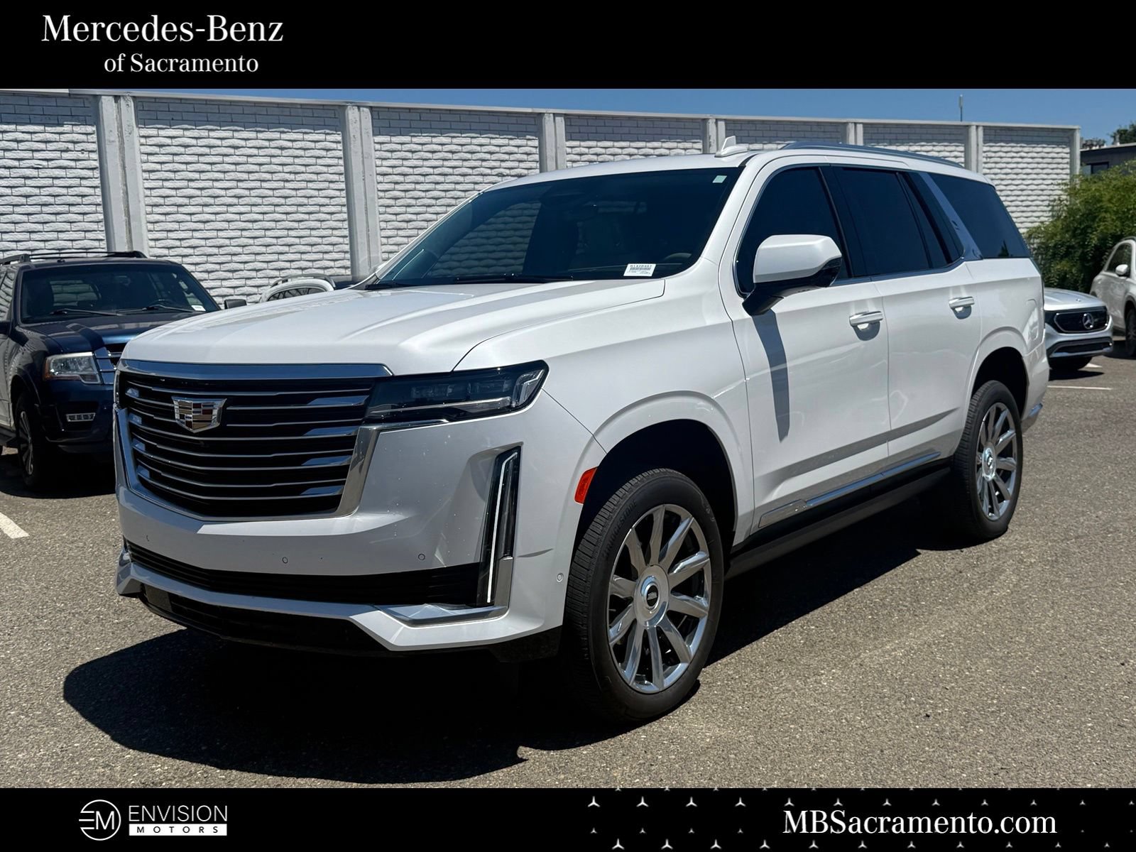 Used 2024 Cadillac Escalade Premium Luxury Platinum w/ LPO, Floor Liner Package AWD/4WD image 1