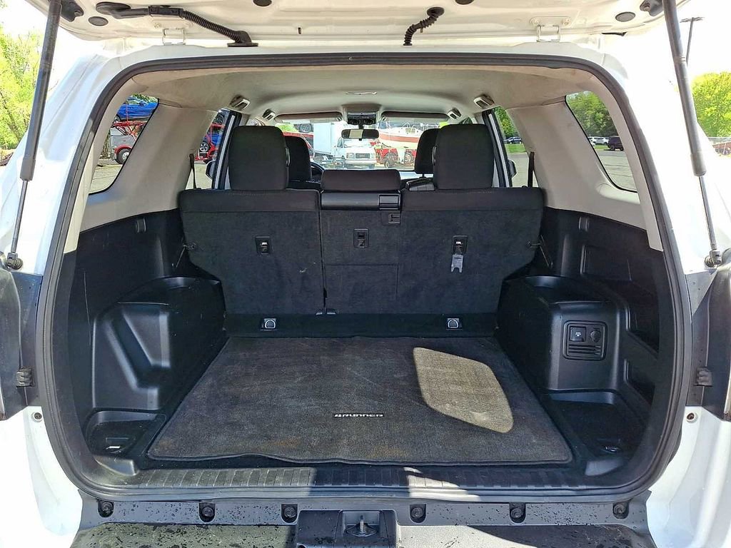 Used 2015 Toyota 4Runner Trail AWD/4WD image 31