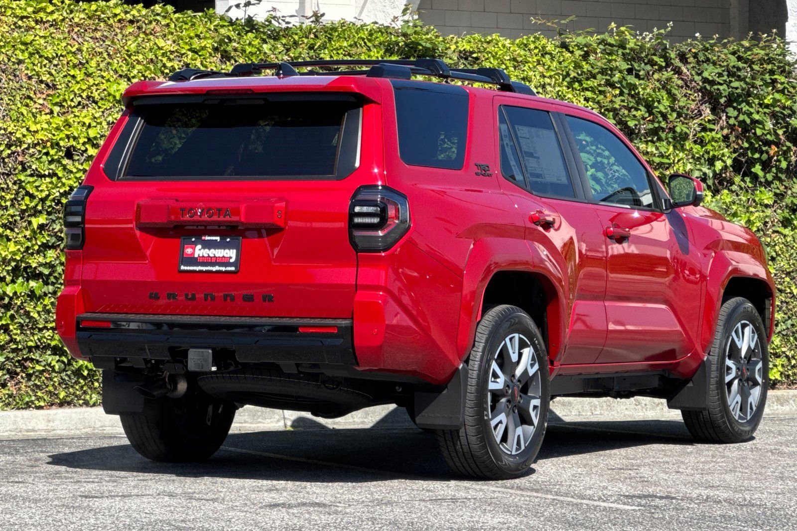 New 2026 Toyota 4Runner TRD Sport Premium AWD/4WD image 4