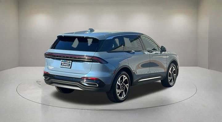 New 2026 Lincoln Nautilus Premier image 4