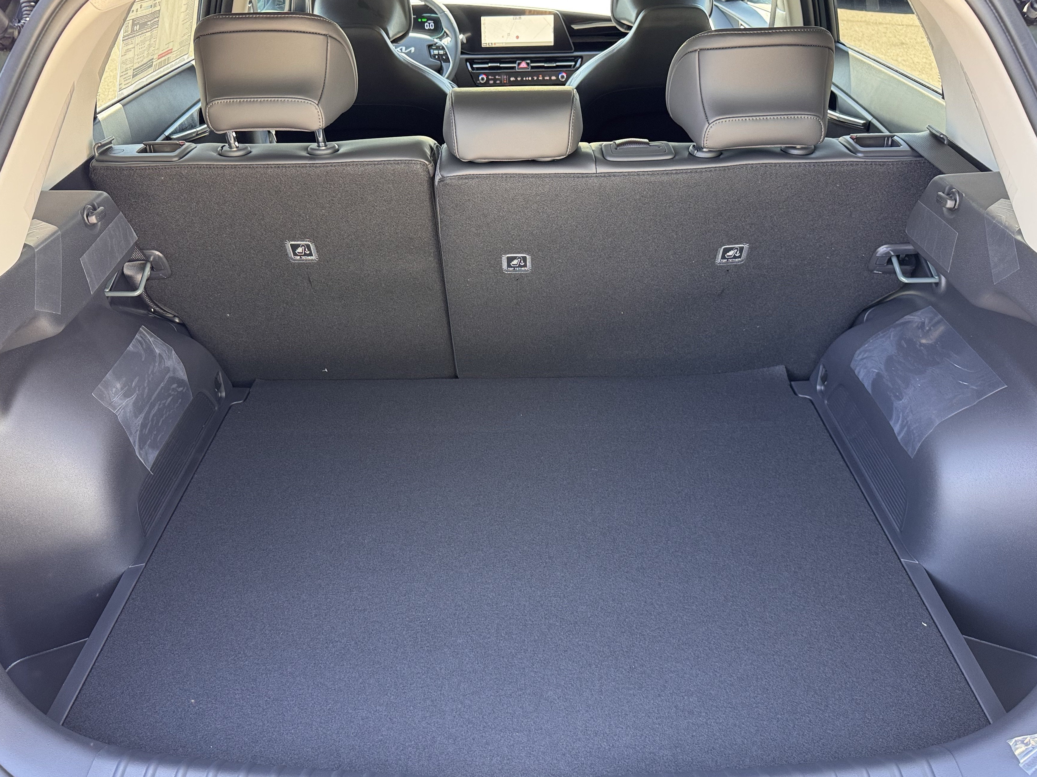 New 2026 Kia Niro SX Touring FWD image 19