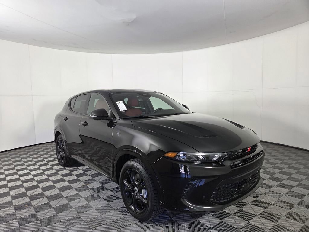 Certified 2025 Dodge Hornet R/T w/ R/T Plus Package image 2