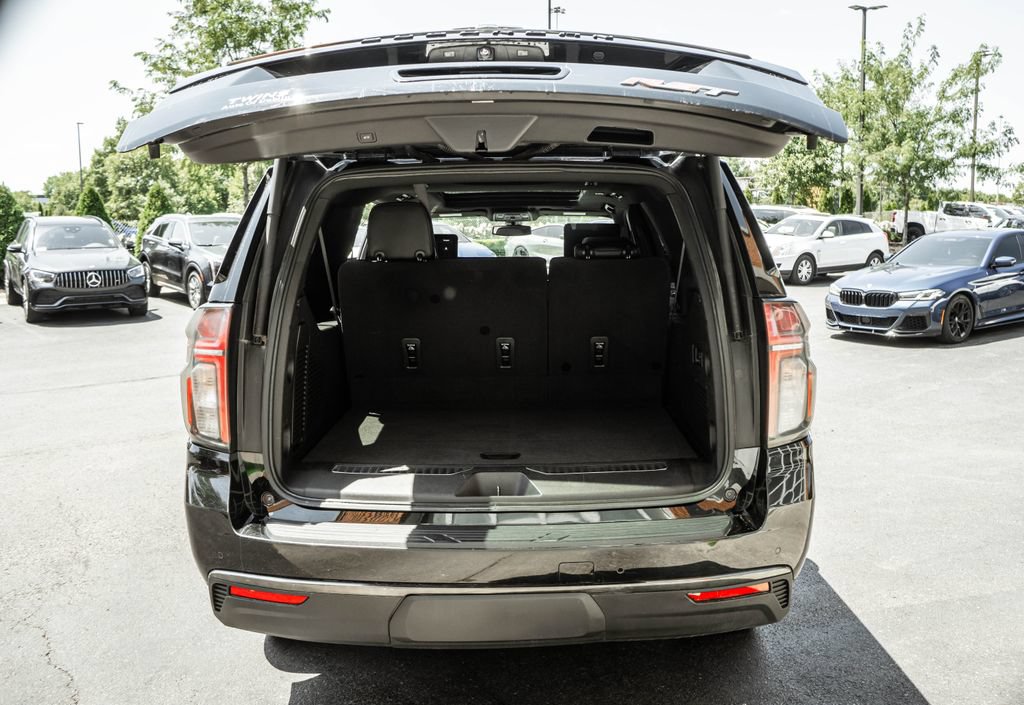 Used 2021 Chevrolet Suburban RST w/ Luxury Package AWD/4WD image 30