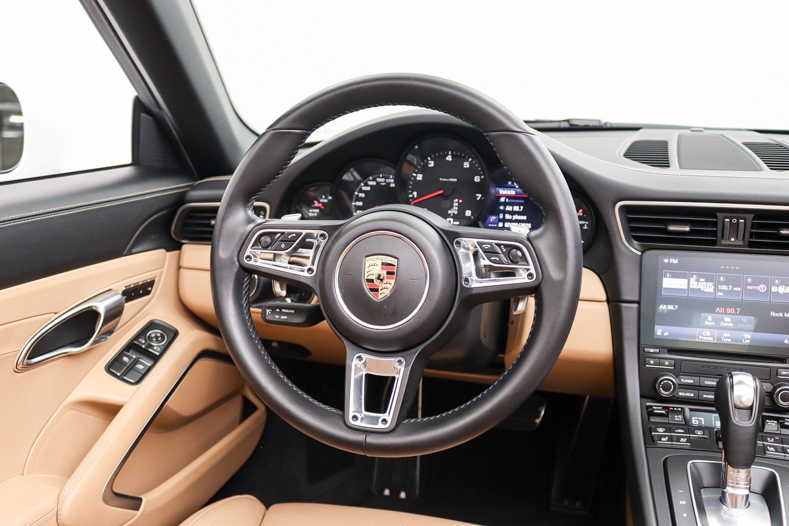 Used 2019 Porsche 911 Targa 4 AWD/4WD image 29