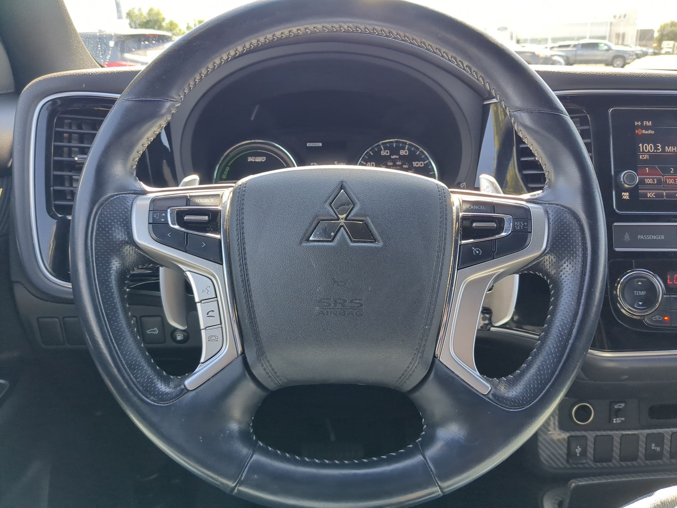 Used 2019 Mitsubishi Outlander SEL AWD/4WD image 18