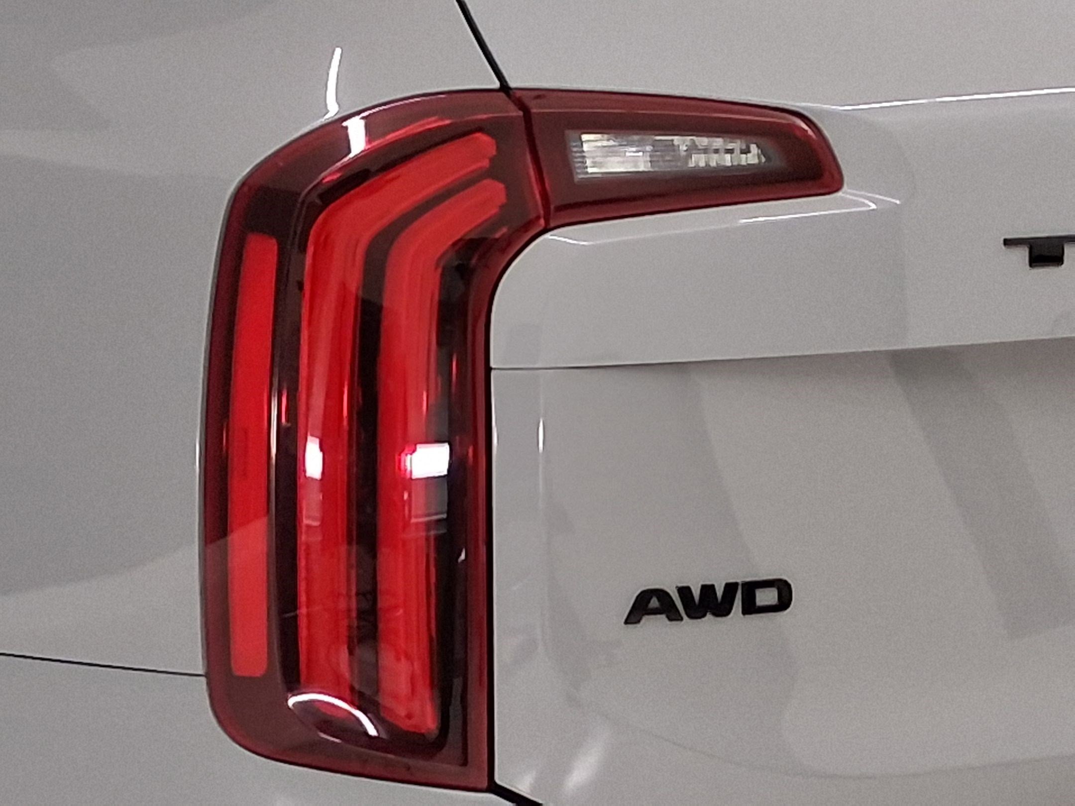 Used 2021 Kia Telluride SX w/ SX Prestige Package AWD/4WD image 11