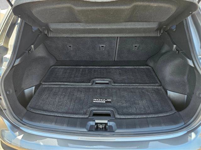 Used 2019 Nissan Rogue Sport SV w/ All-Weather Package AWD/4WD image 6