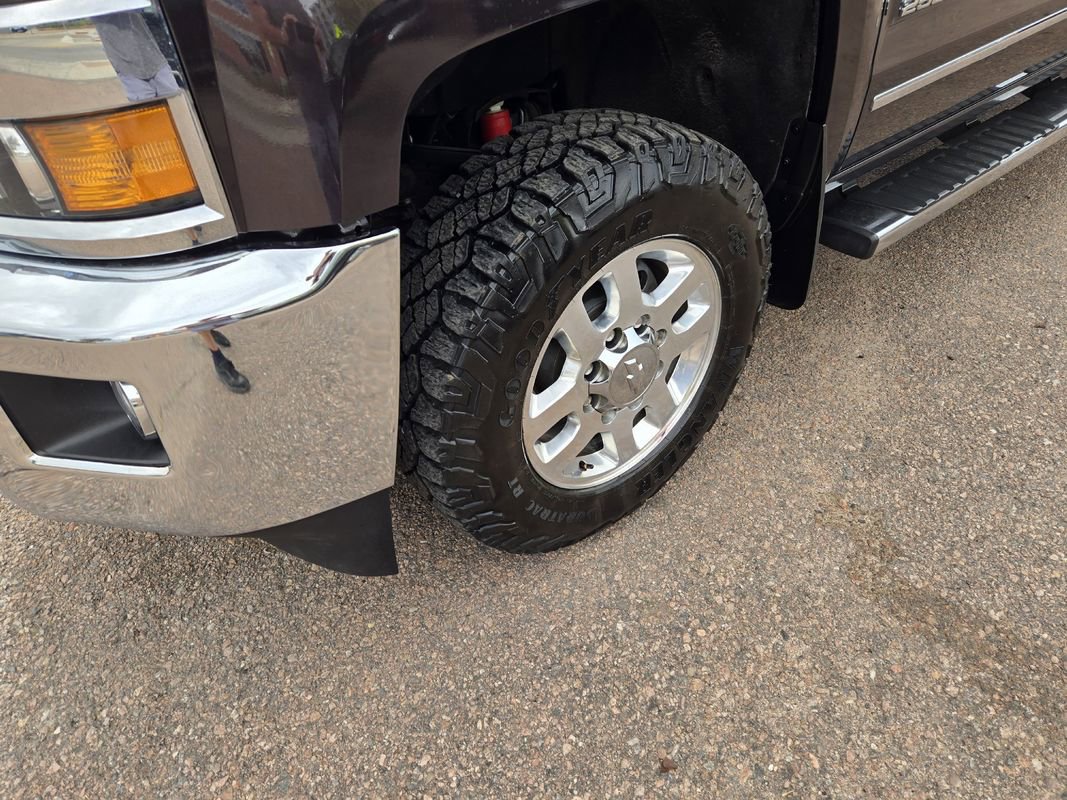 Used 2015 Chevrolet Silverado 2500 LTZ w/ Duramax Plus Package image 4