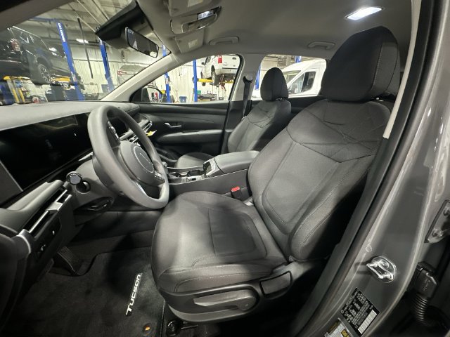 Used 2026 Hyundai Tucson SE FWD image 17