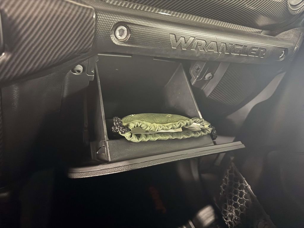Used 2021 Jeep Wrangler Sport AWD/4WD image 29