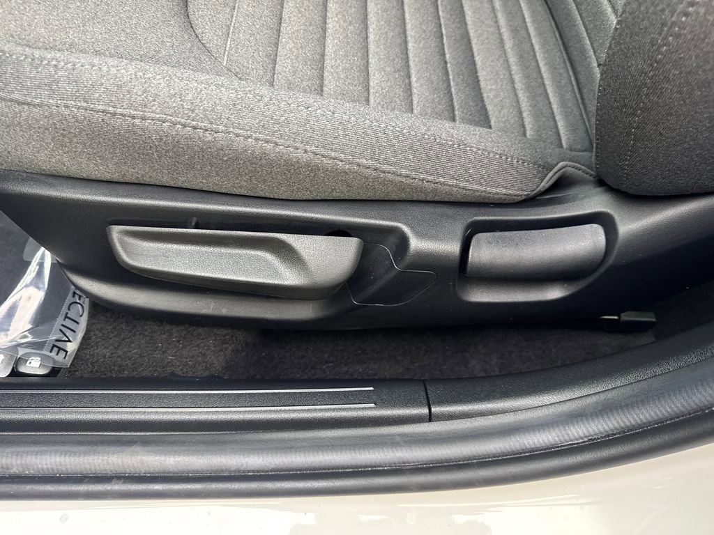 Used 2025 Kia K4 EX FWD image 30