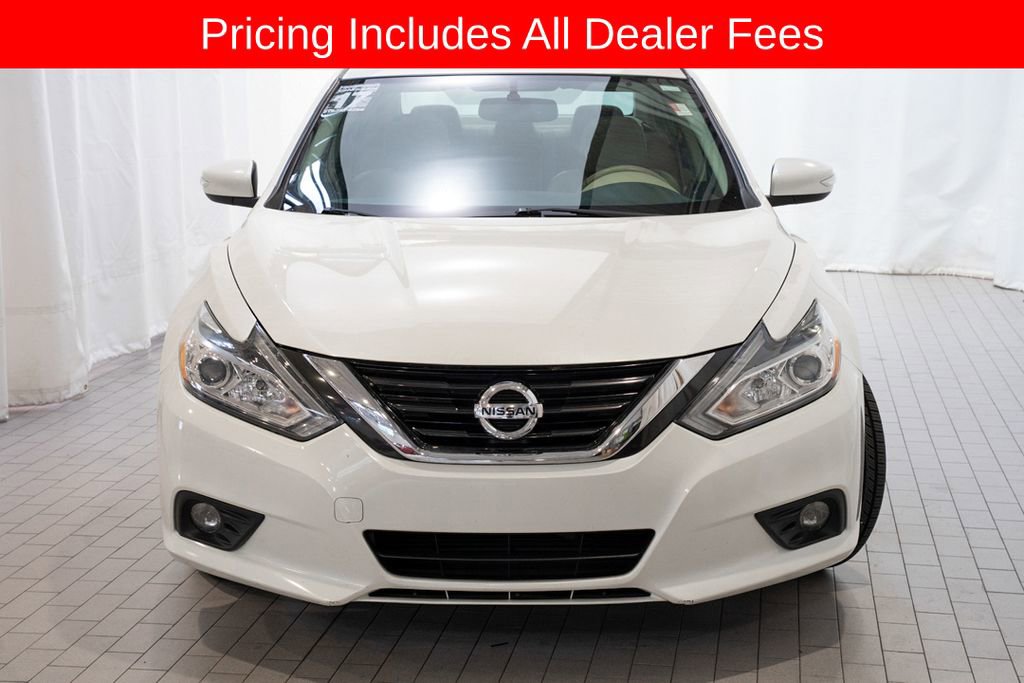 Used 2017 Nissan Altima 2.5 SL FWD image 2