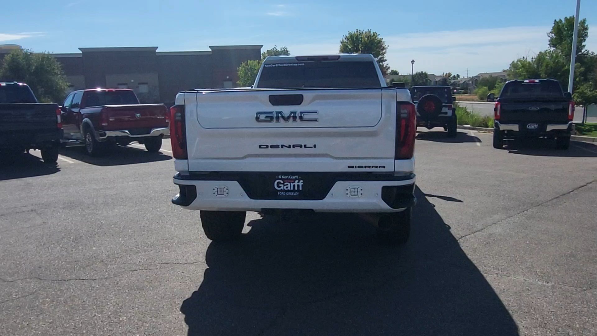 Used 2024 GMC Sierra 3500 Denali Ultimate AWD/4WD image 4
