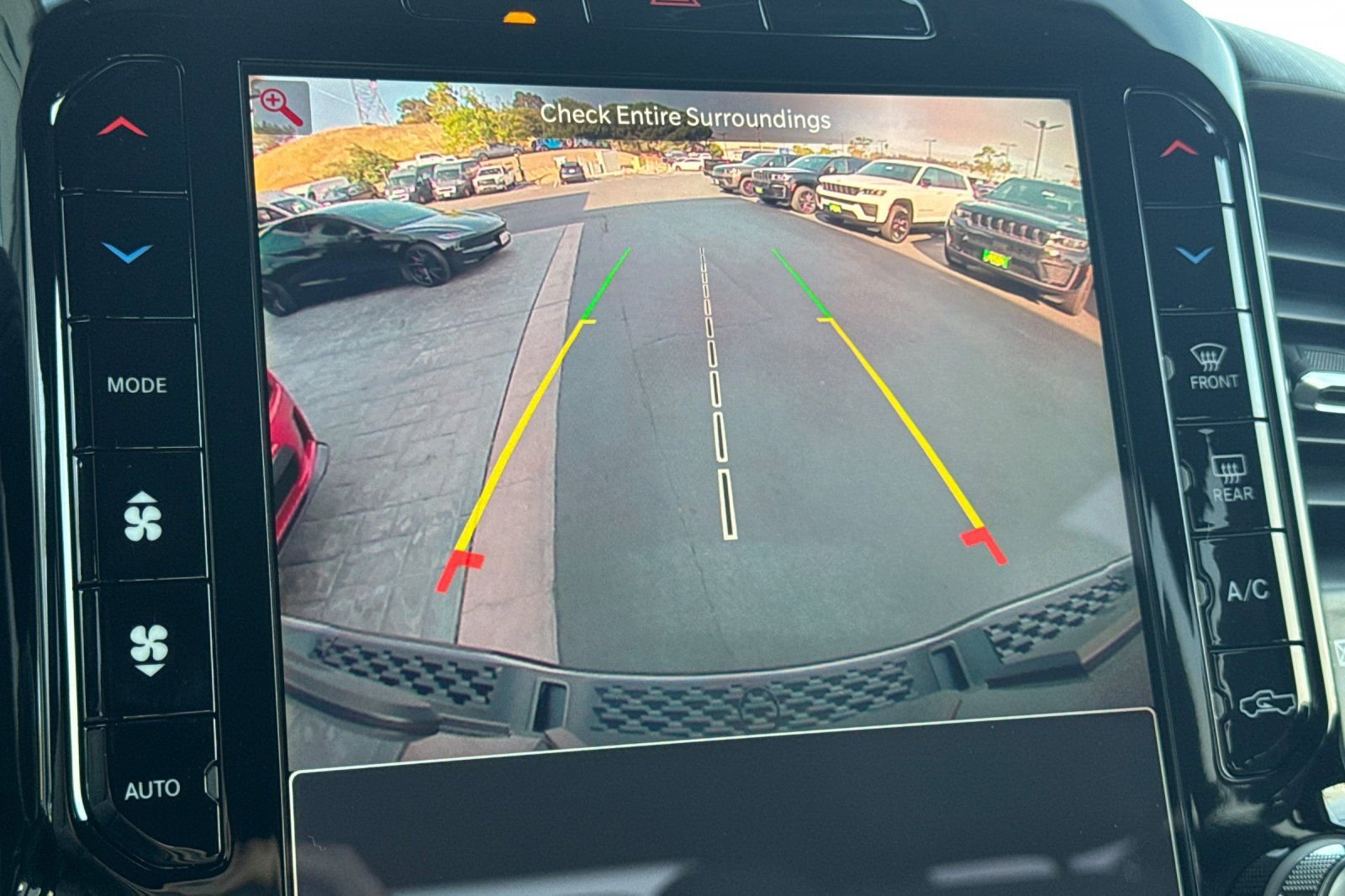 New 2026 RAM 1500 4x4 Crew Cab image 19