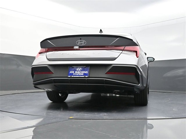 New 2025 Hyundai Elantra SEL image 35